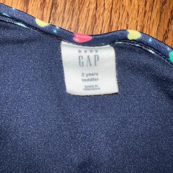 Baby Gap Girl’s Swimsuit, 2T - Picture 4 of 5